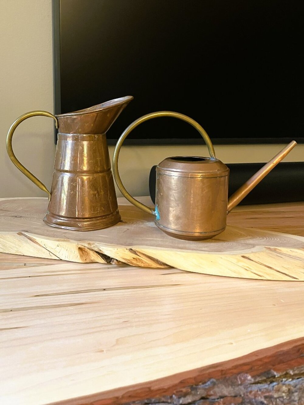Antique & Vintage AUTHENTIC RUSTIC SOLID Heavy Copper & Brass Watering Jugs Cans